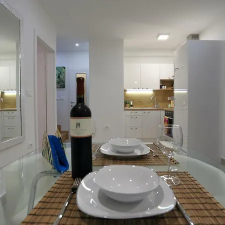 Bonvenon2pula Appartement *