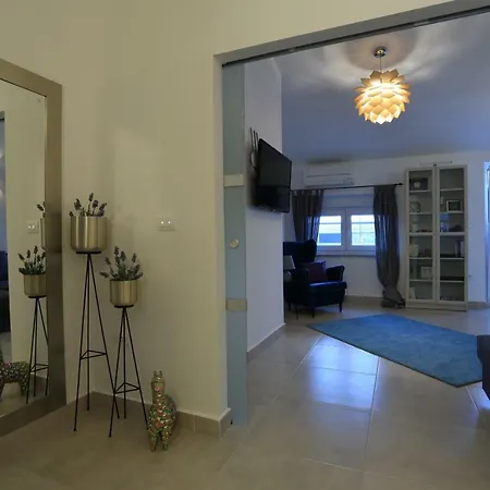 Appartamento Bonvenon2pula Pola