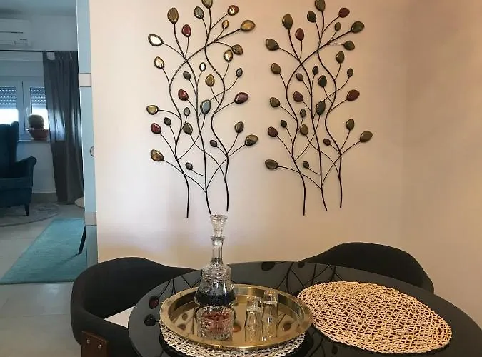 Bonvenon2pula شقة