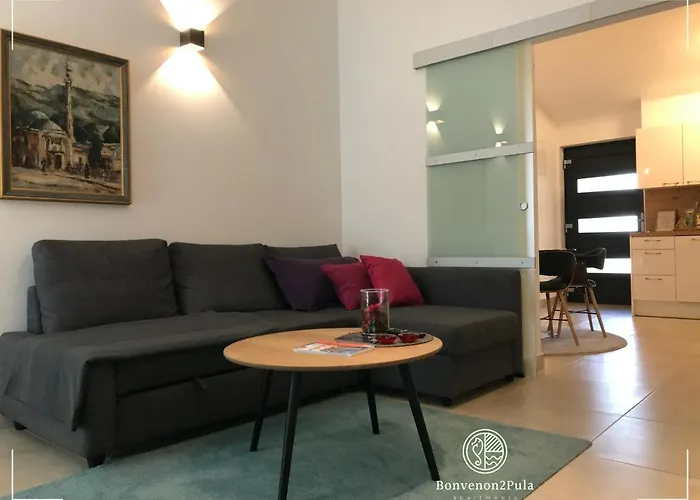 Bonvenon2pula * Pula