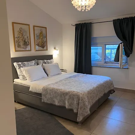 Bonvenon2pula Apartament *